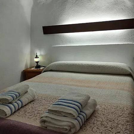Rural Casa Cueva Abuelo Miguel Apartman *